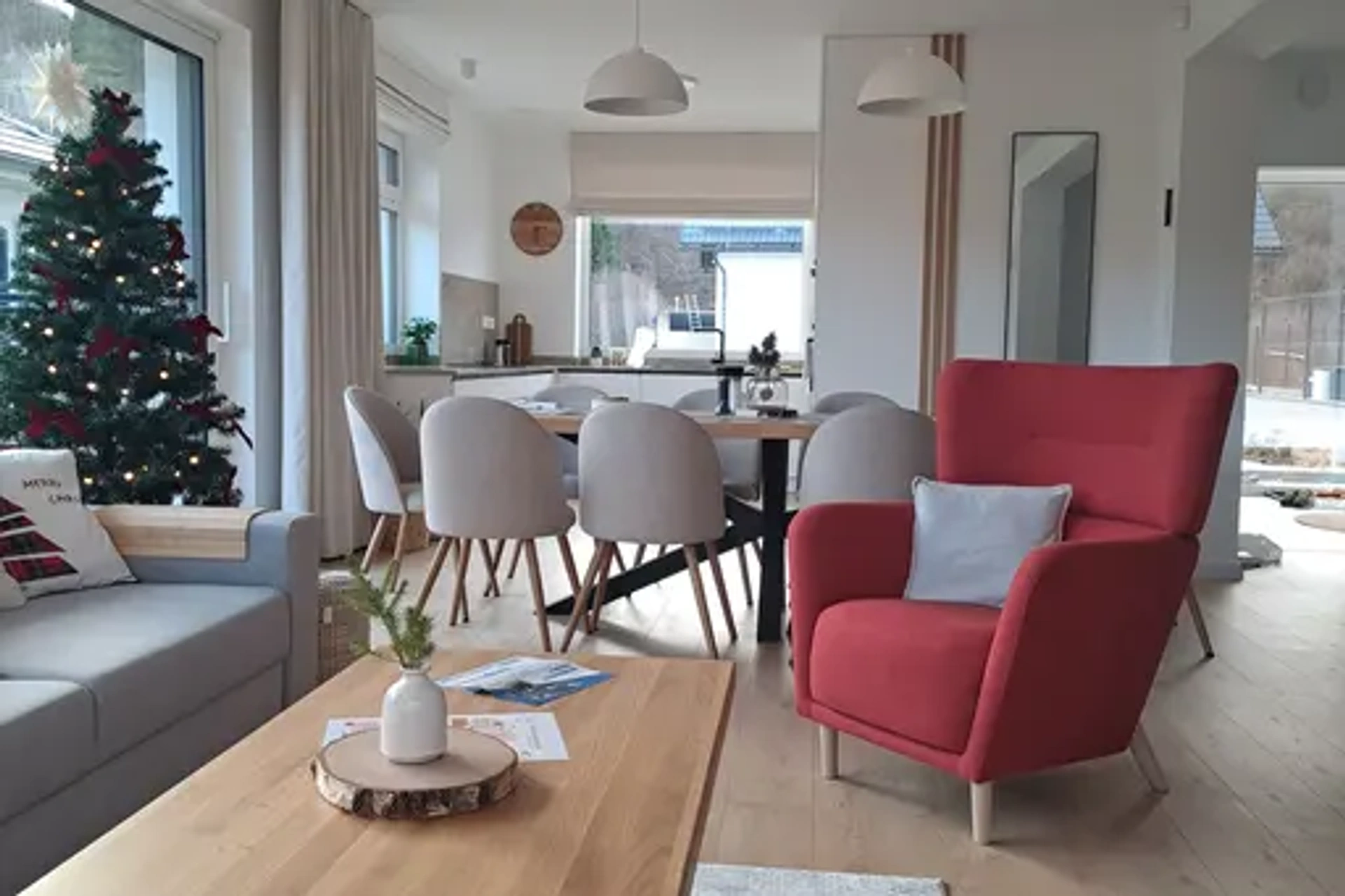 Obývačka s krbom - foto 1